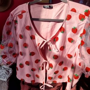 brand new strawberry top
